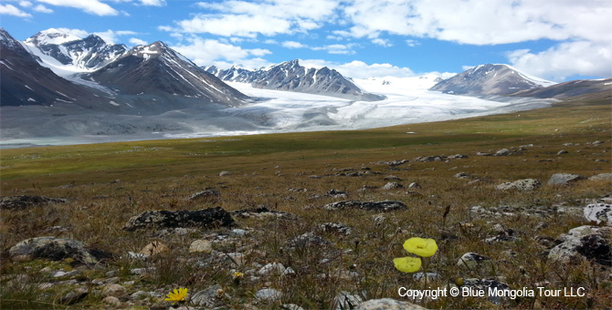 Active Adventure Safari Tour Travel in Altai Mountains Image 6